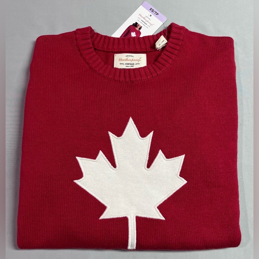 Canada Flag Graphic Long Sleeve Knit Sweater NWT - Picture 8 of 8